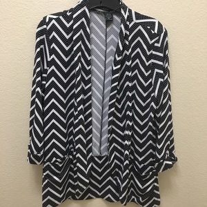Women’s Robert Louis Medium Black & White Cover Up